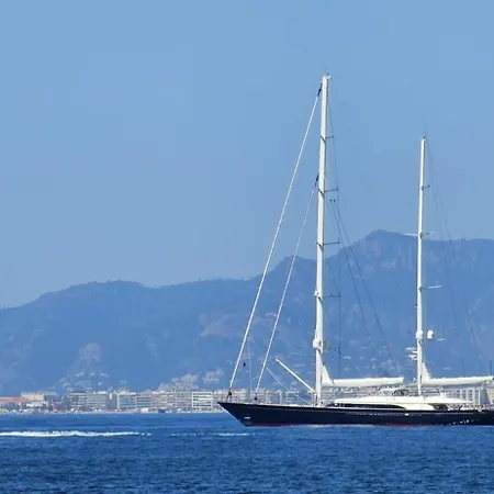 Apartment Le Chateau De La Pinede - Debut Cap D'antibes - Garden Flat, Swimming Pool, Tennis *