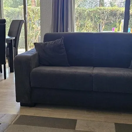 Le Chateau De La Pinede - Debut Cap D'antibes - Garden Flat, Swimming Pool, Tennis Appartement