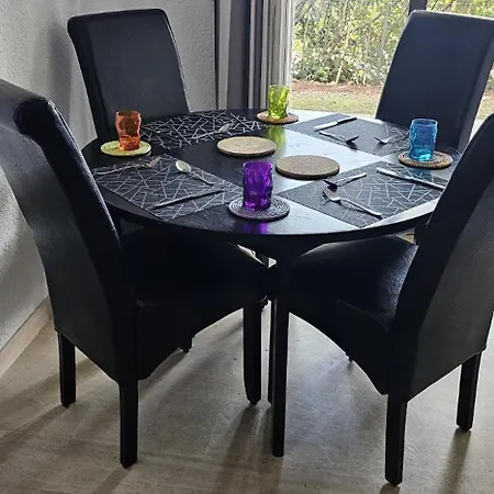 Appartement Le Chateau De La Pinede - Debut Cap D'antibes - Garden Flat, Swimming Pool, Tennis Juan-les-Pins